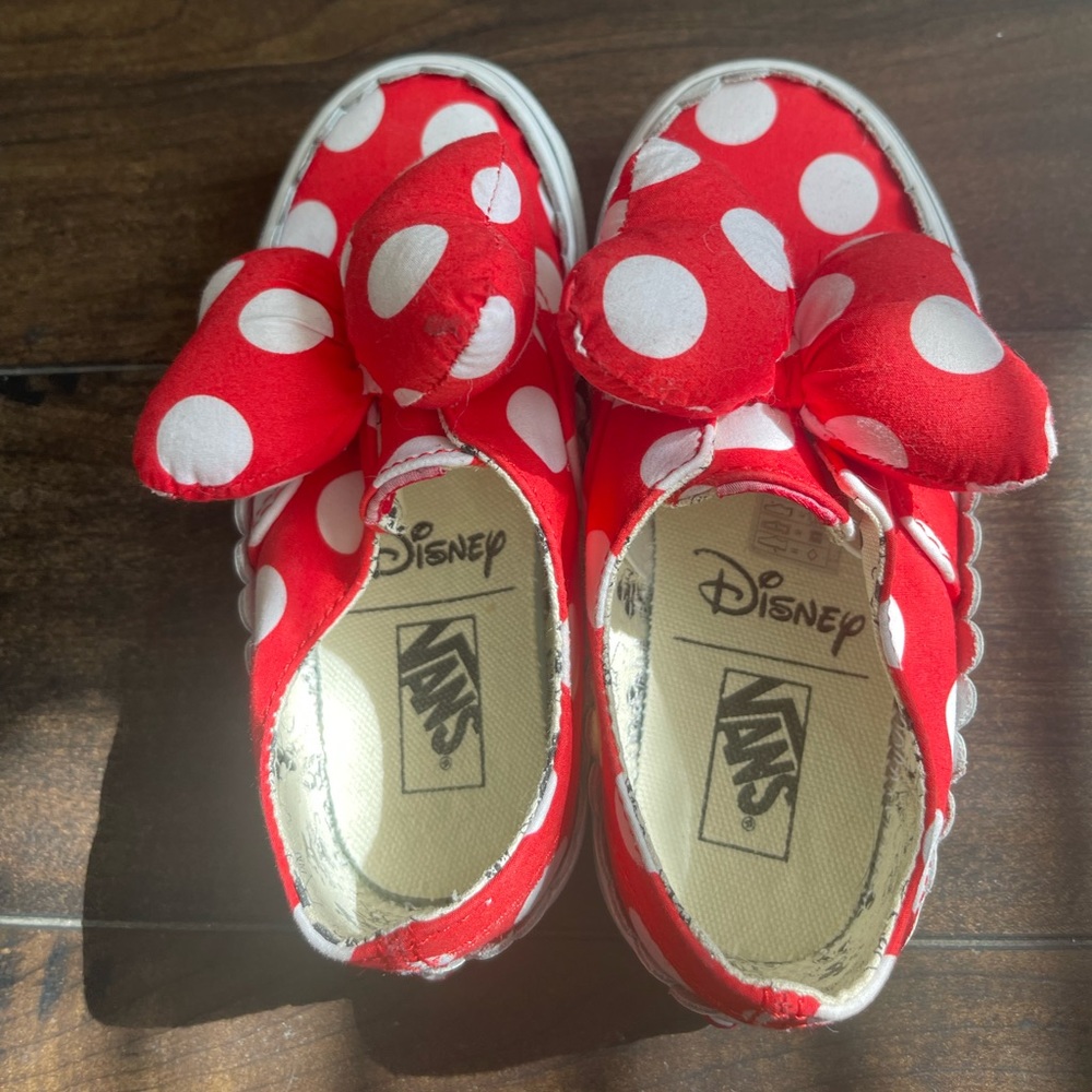 Vans Kids Girls Youth x Disney Minnie Mouse Shoes